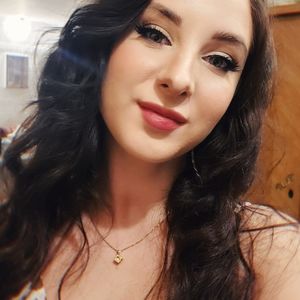 Meet your Posher, Tiahna